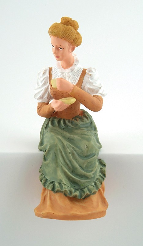 Dolls House Miniature 1/12th Scale Resin Sitting Lady Holding Cup DP203