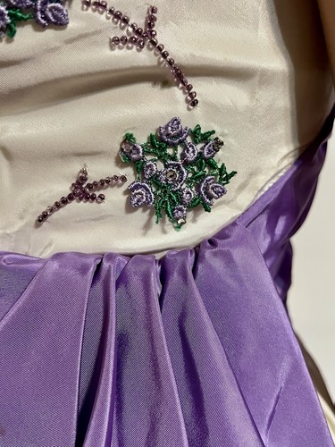 Vintage Taffeta Formal Dress White & Purple. Measurements In Photos - Picture 4 of 14