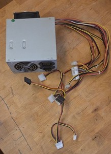 PC Netzteil Max Silent 410W
