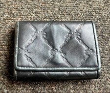 LONGCHAMP Small Black Embossed Leather Coin Bifold Wallet Logo