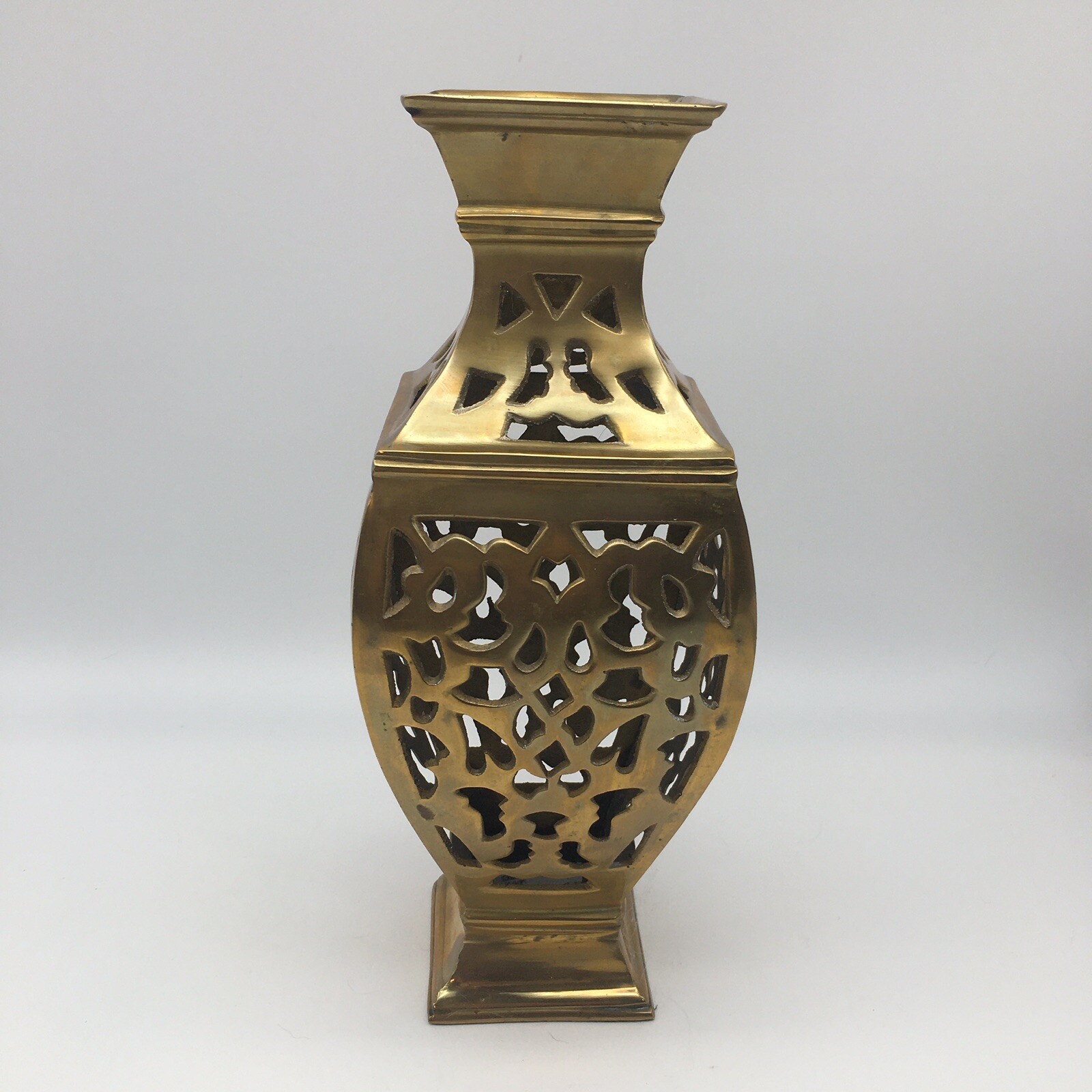 Vtg Brass Vase Filigree Design Heavy 11” India For Dry Flower/Plant Arrangements