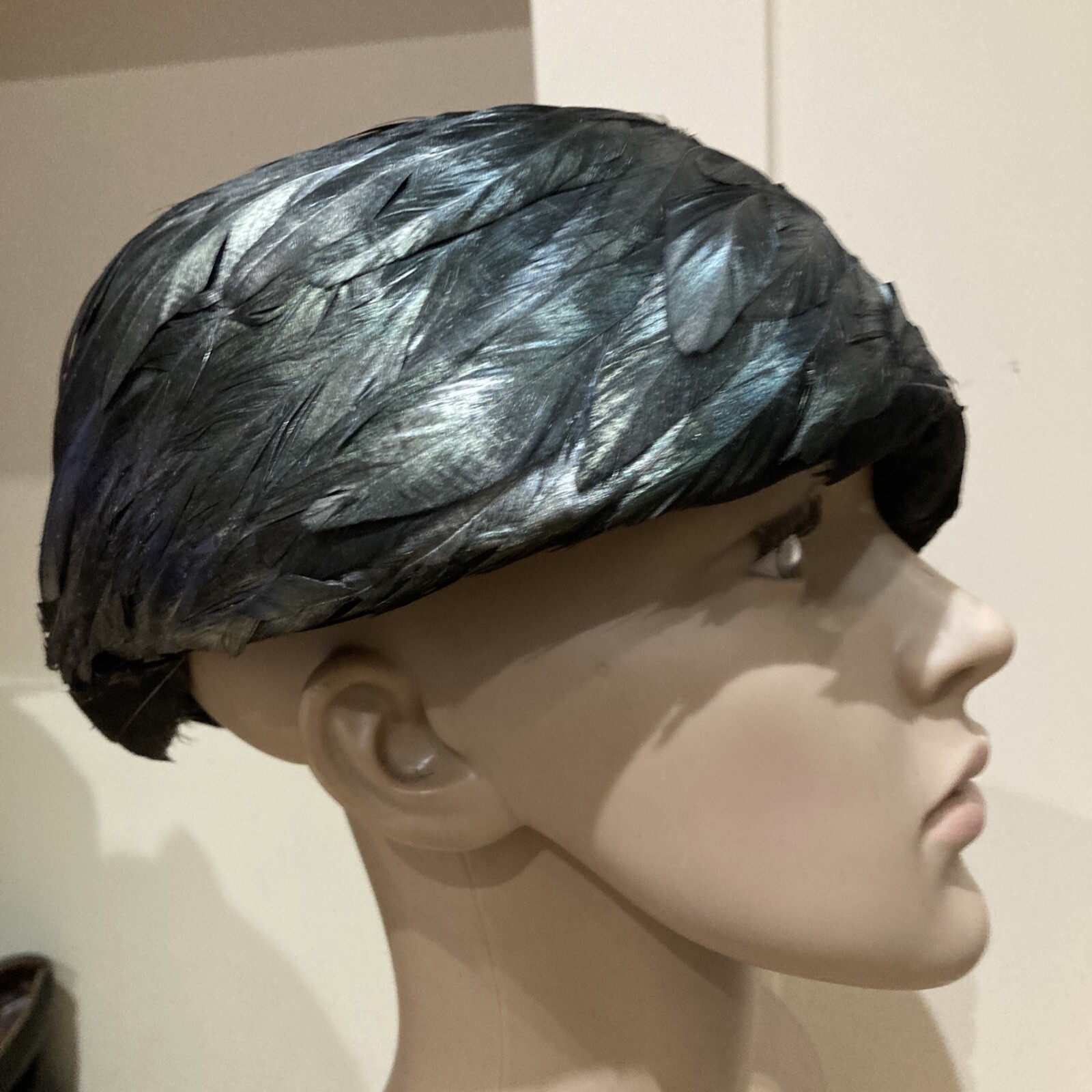 Vintage 1961 Steel Grey/Black Feather Hat 8