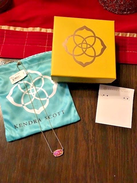 Kendra Scott 'Elisa' Pendant Necklace in Fuchsia Kyocera Opal- NWT
