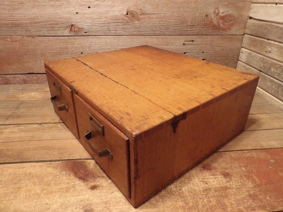 Archivador de biblioteca vintage industrial 2 cajones madera/latón Remington Rand Foto 3 de 4