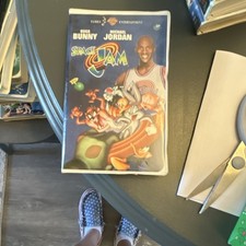 Warner Bros Space Jam VHS 1996 Clam Shell Bugs Bunny Michael Jordan