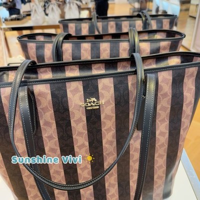 COACH シグネチャートートバッグ ペイント 牛柄 NWT Coach Large City Tote Bag Signature Canvas With Stripe CBI03