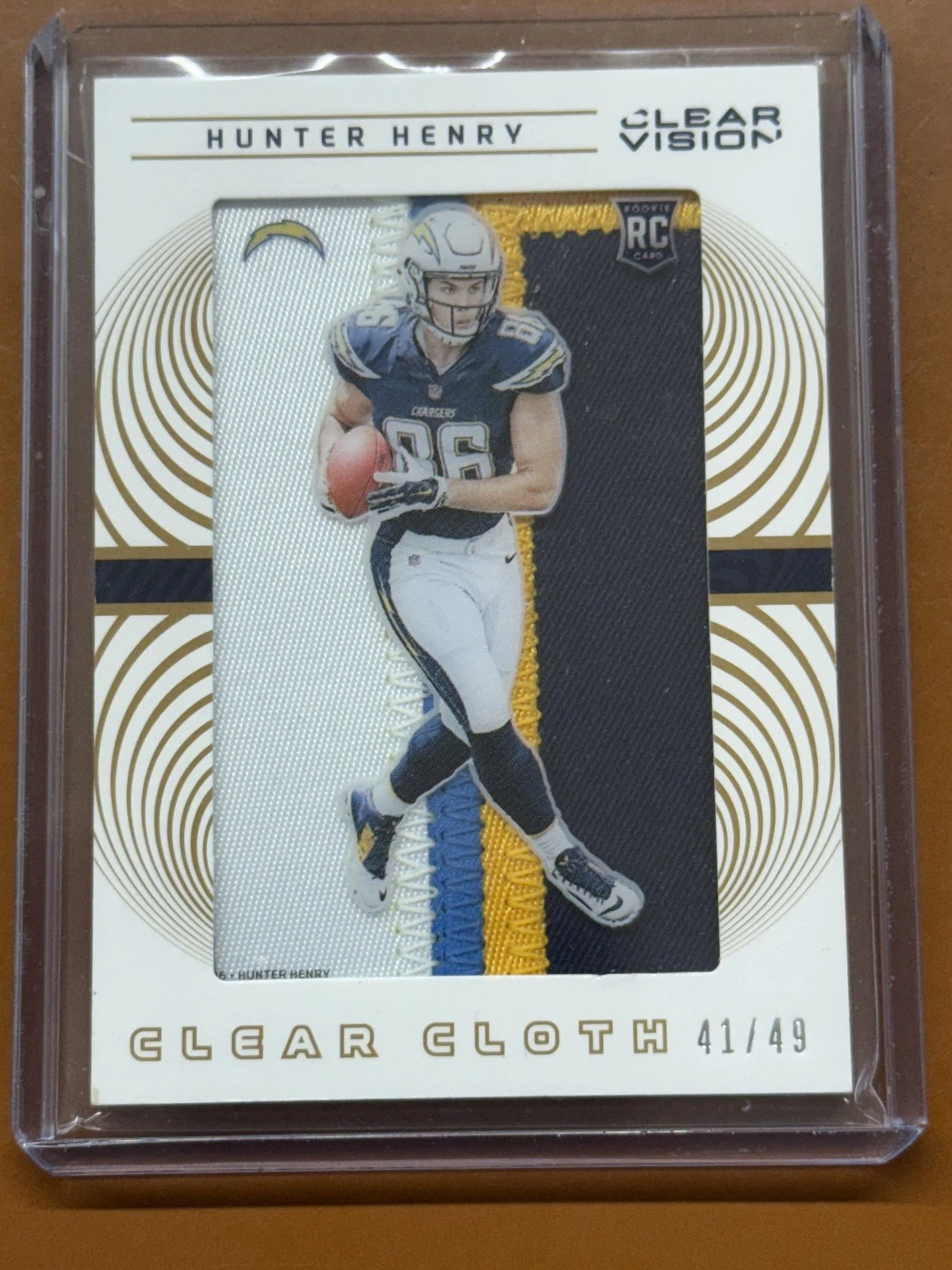 Ezekiel Elliott Panini Crown Royale Jumbo Rookie Silhouette Jersey #36 Base