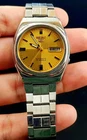 Vintage Of SEIKO 5 Automatic Day Date 21 Jewels Men,s Wrish Watch Japan Made