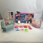 Vintage 1982 Barbie Dream Store Fashion Department Playset Mattel Box Incomplete