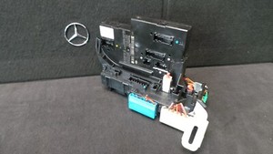 F92-34 * Mercedes-Benz W212 E-Klasse Sicherungskasten SAM Original // 2129000004