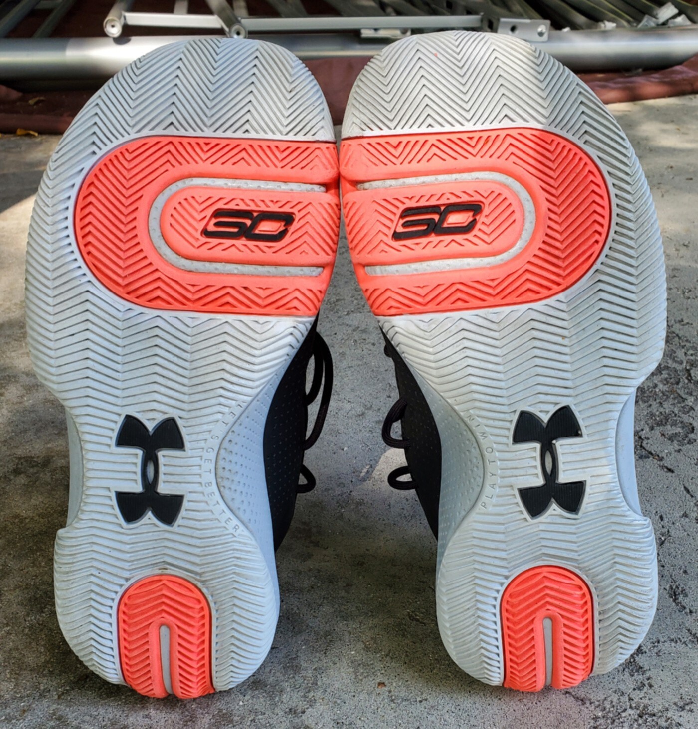 Under Armour UA GS SC 3ZERO III Youth Size 5.5Y Basketball Shoes
