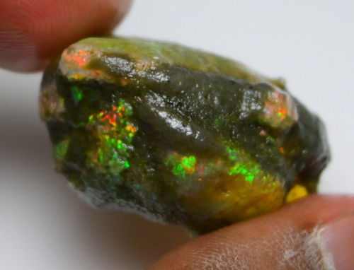 Opale éthiopienne Naturelle Brute 40 Carats - Pierre Précieuse Multicolore, Multi Flash
