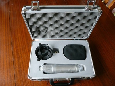 Behringer B-2 Pro Dual-Large-Diaphragm Multipattern Condenser
