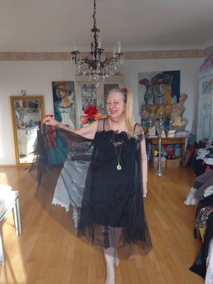 Neu - KEDZIOREK Tüllkleid 5150 Schwarz D36 A-Linie Cut-Outs Designer Avantgarde