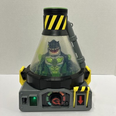 Beast Lab Creator Mayhem Megashark Shark Action Figure & Base Works