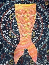 Comfy Tails Fleece Mermaid Tail Blanket Orange Yellow Scale Pattern Kids