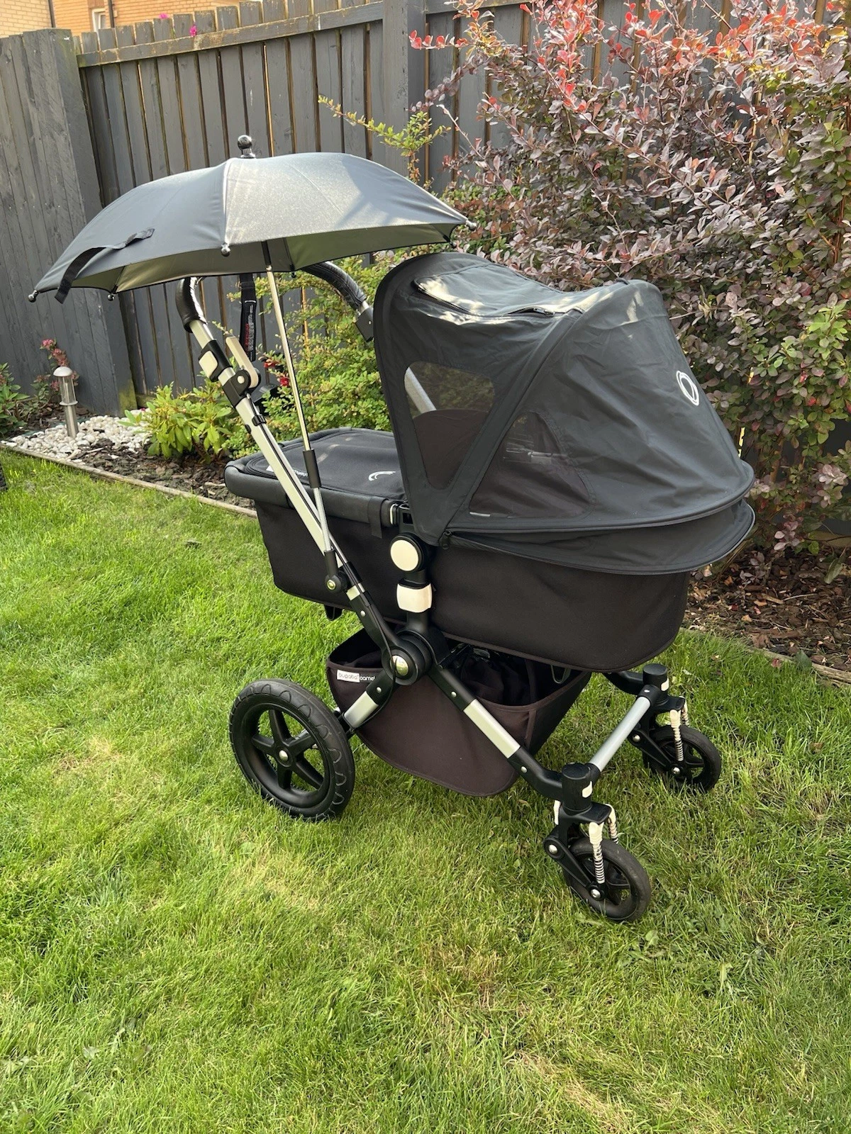 Bugaboo Cameleon 3 Pushchair And Carrycot Black