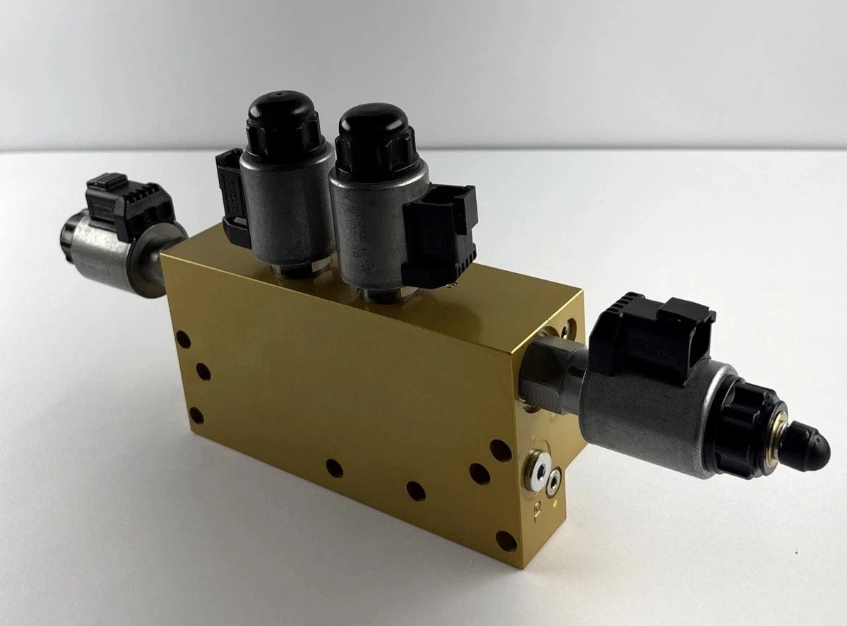 HYDAC Hydraulic Valve Manifold Assembly 13340235004 12VDC Solenoid Valves￼ photo 2