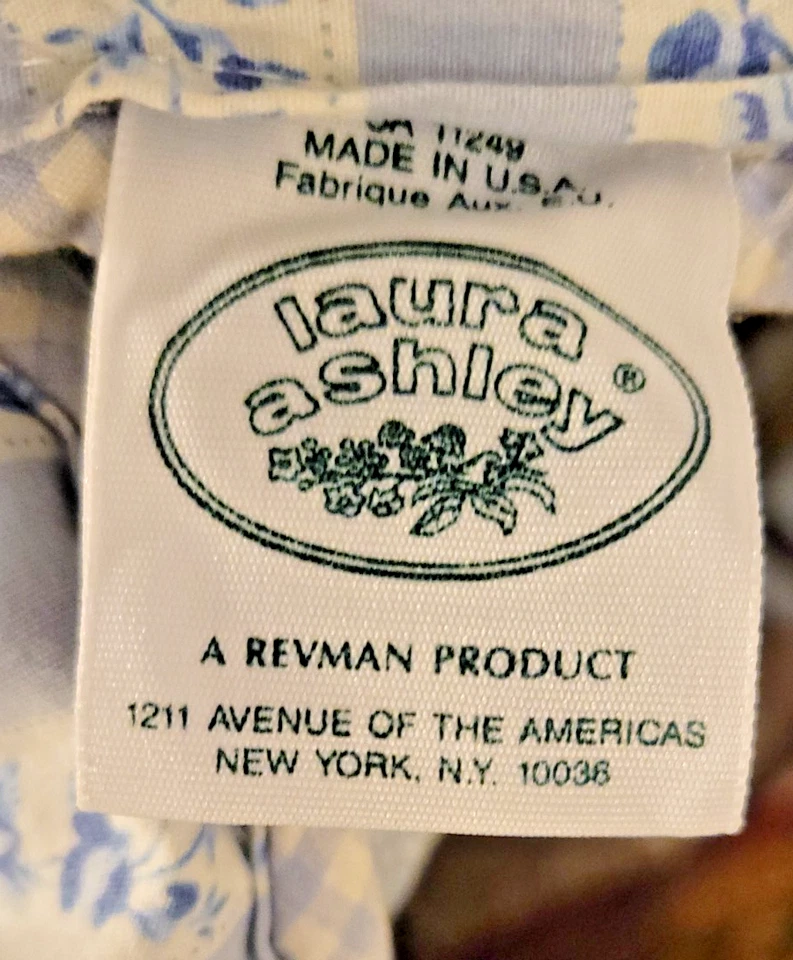 Edredón de colección años 80 Laura Ashley Cottage azul blanco floral completo APX 87x80 Foto 3 de 4