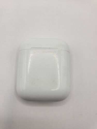 Apple AirPods (2nd Generation) - A20232 - Charging Case - Good Working Condition - Picture 5 of 5
