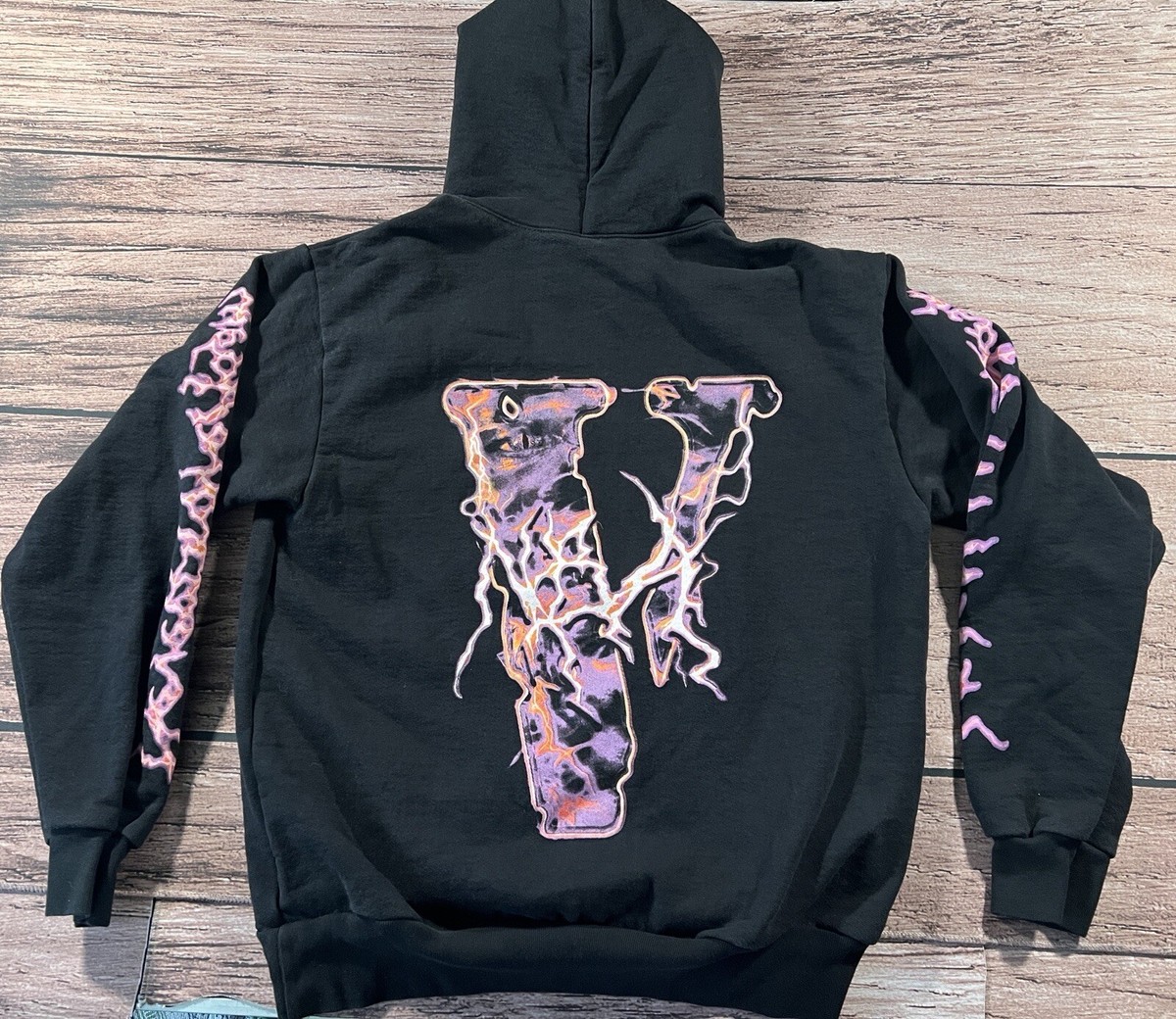 VLONE Never Broke Again Eyes NBA Young Boy Hoodie AUTHENTIC VLONE Never Broke Again Eyes NBA Young Boy Hoodie AUTHENTIC