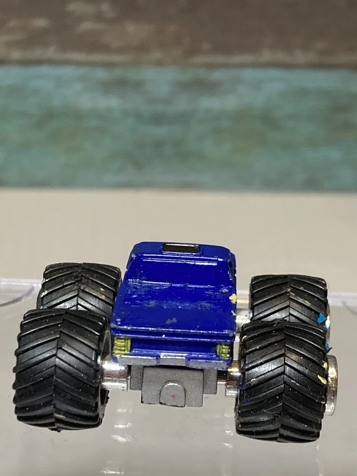 Funrise 1989 Bear Foot micro Car Truck Blue Vtg Toy Monster Truck - Image 4 of 4