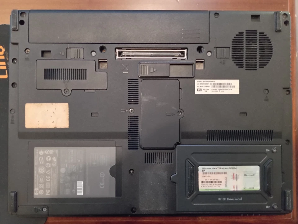 Vintage laptop HP Compaq 6910p (Intel T7500 2,2 GHz, 2 GB RAM) + alimentatore - Immagine 4 di 4