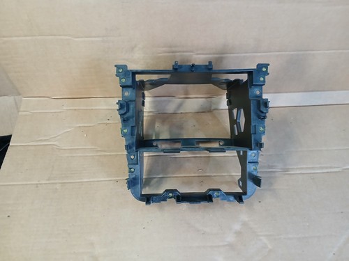 VW Golf 5 V 1K Radioschacht Radiofach Radio Halterung 1K0858005D 1K0858089B