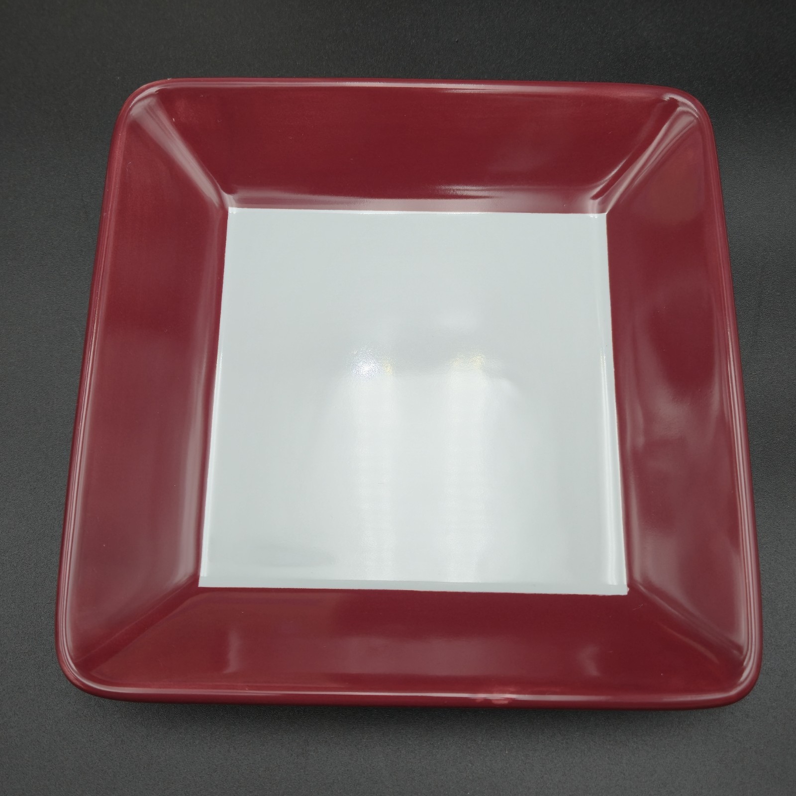 Set of 2 Pampered Chef Simple Additions 7" Cranberry & White Square Plates