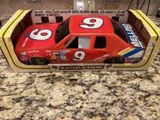 Vintage Masters of Racing American Plastic Toys Inc Bill Elliott #9 8202 NASCAR