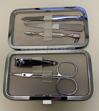 5 Piece Manicure Pedicure Kit With Padded Metal Case Never Used