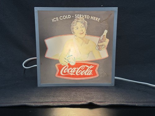 Coca Cola Tow Sided Accent Lamp/10”X10”X3.5” Used - Picture 14 of 14