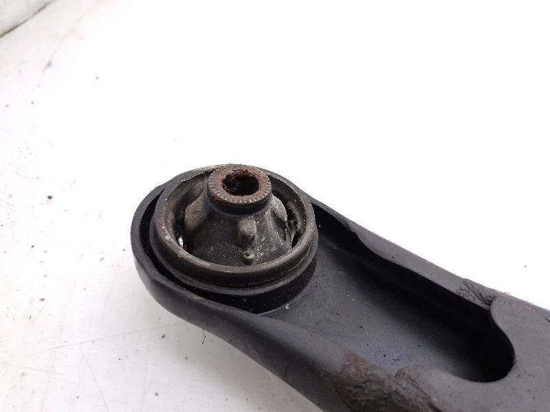 00-05 TOYOTA CELICA LADO PASAJERO BRAZO DE CONTROL INFERIOR DELANTERO DERECHO Foto 2 de 4