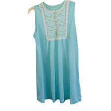 Vintage Gossard Artemis Women's Medium Nylon Embroidered Floral Nightgown Gown