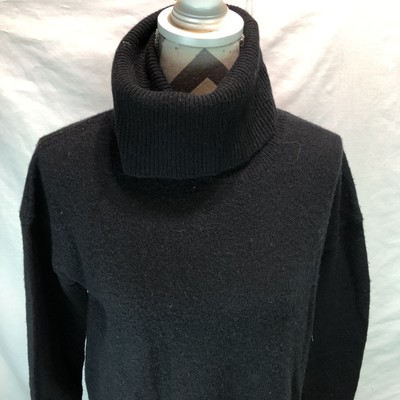 madewell black turtleneck
