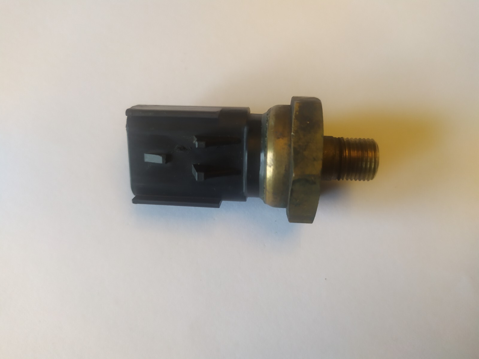 JEEP CHEROKEE CHRYSLER VOYAGER DIESEL CRD OIL PRESSURE SENSOR