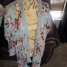 Xhilaration Blue Floral Kimono Size M/L