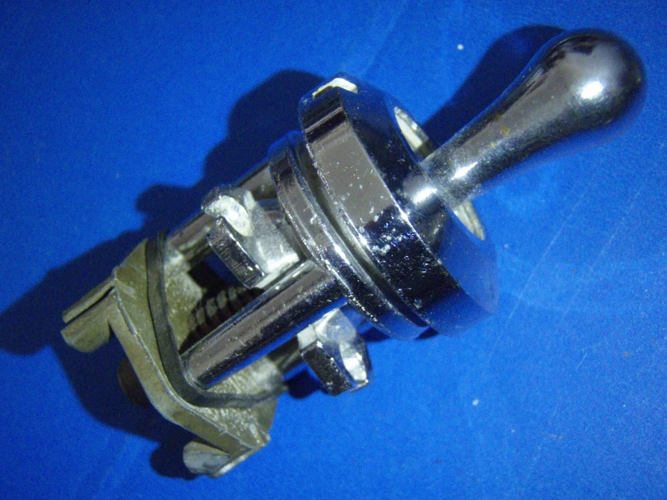 1960 1961 1962 年雪佛兰 60 61 62 庞蒂亚克遥控镜 Catalina Bonneville — 第 3/4 张图片