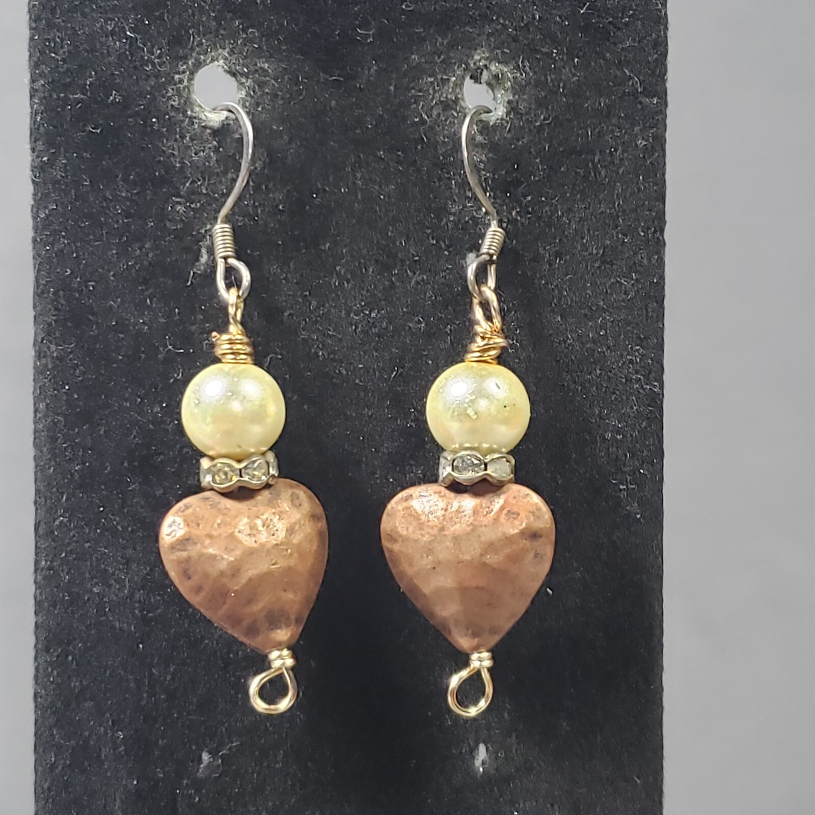 Dangle Heart Earrings Copper Tone Beaded Brutalist Mid Century Modernist Boho 2
