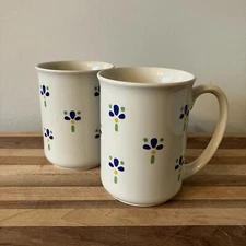 Floral Coffee Mugs -Avon "FRESH FLOWERS" 1980's  ~ Set of 2 ~ Mugs ~ 3 3/4" Tall