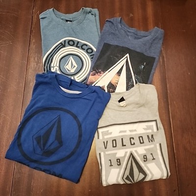 Volcom Y2K Surfwear T-shirts Lot Of 4 Mens Medium 2 Volcom Stone 2 Modern 