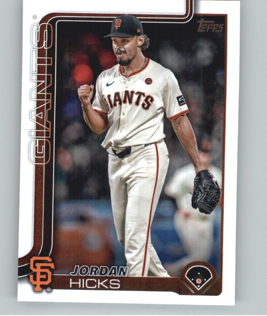 2025 Topps Series 2 - Jordan Hicks #520