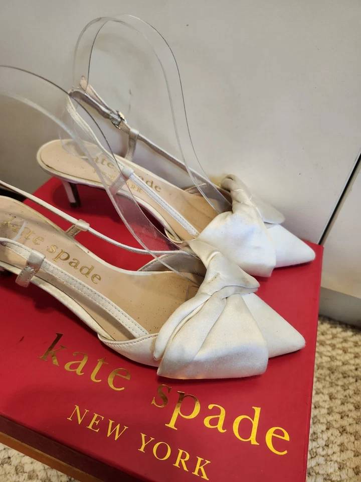 Zapatos de salón Kate Spade "Marsella" marfil satinado con lazo honda gatito talla 7 $198 Foto 2 de 4