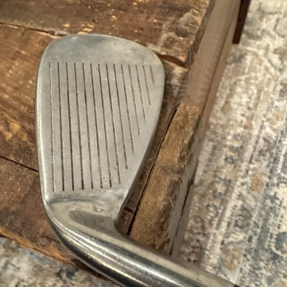 Top Flite XL Single 7 Iron A-Flex 37” Wide Sole Senior Red Graphite - Image 4 of 4