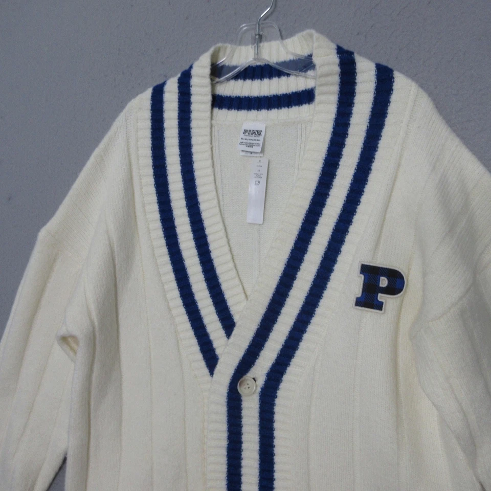Cárdigan ROSA Victorias Secret University XS Letterman Talla Grande Academia Preppy Nuevo con Etiquetas Foto 4 de 4