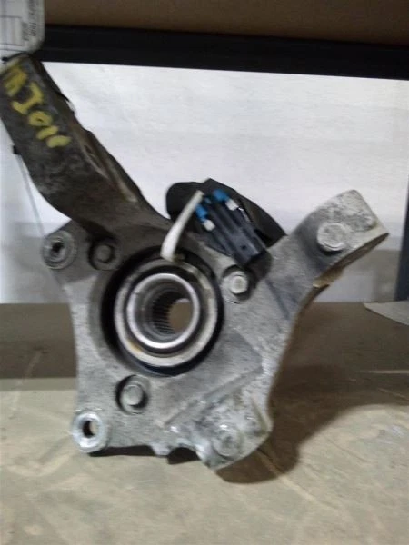 Husillo/nudillo delantero pasajero VIN N 4º dígito compatible con 97-05 MALIBU 24225819 Foto 2 de 4