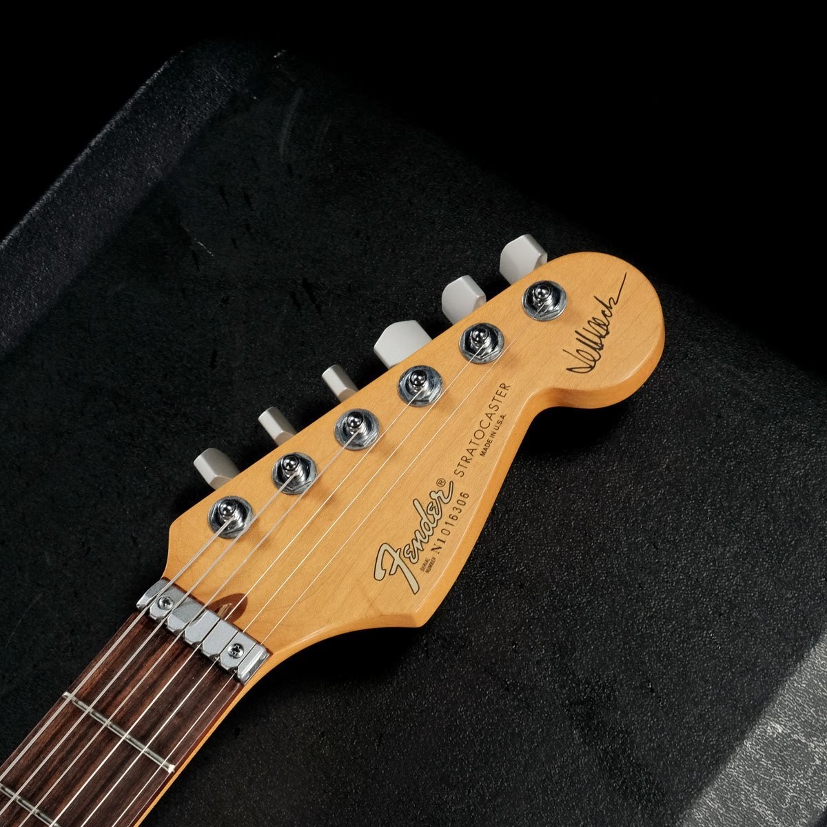 ギター Fender 1991Jeff Beck Stratocaster 1991 Fender Jeff Beck Signature Stratocaster Surf Green