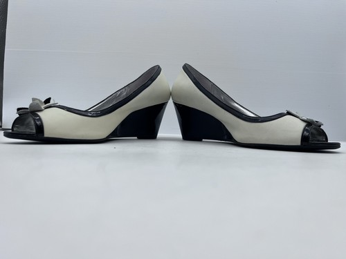 Etienne Aigner Cream Black White Peep Toe Wedge Women’s Shoes Size US 11 Flower - Picture 9 of 21