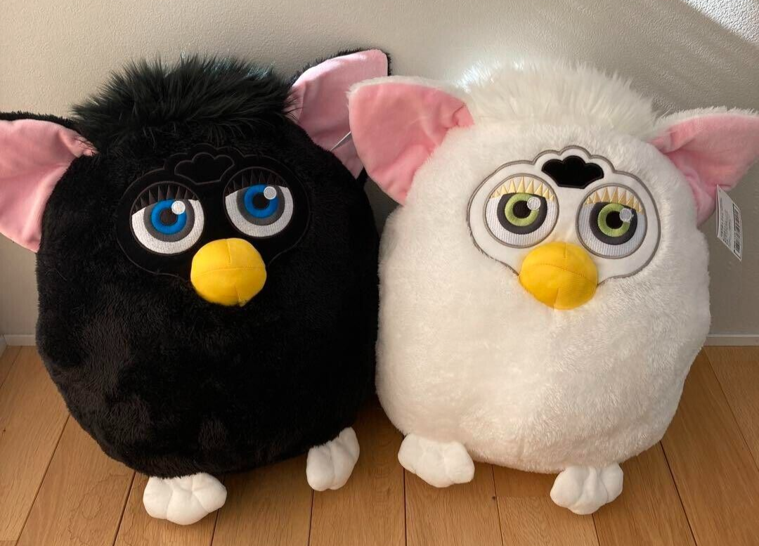 Furby 電子ぬいぐるみ 廃盤品　新品未開封品 Furby Retro Plush Fluffy Toy Doll 35cm Black & White set of 2