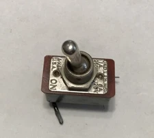 Vtg Arrow H&H Toggle Switch 3A-250V 6A-125V. 6  Terminals.